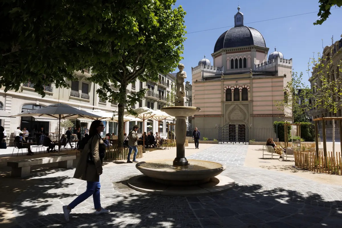 R&eacute;am&eacute;nagement de la place de la Synagogue - ABSA